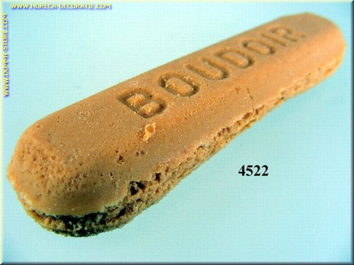 Ice cream biscuit E Ladyfinger