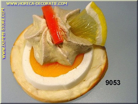 Toast with Egg and Curry - fake