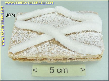 Snow cake - fake - dummy