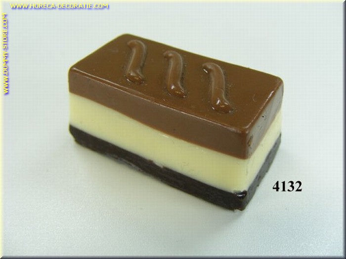 Praline, 3 etage. 3 stuks