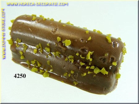 Pistachio praline, 3 pieces